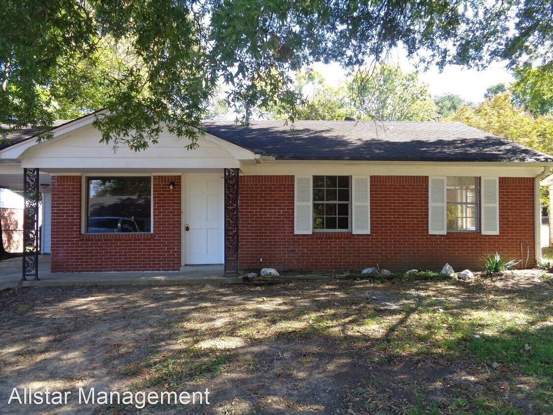 3 br, 1.5 bath House 8506 Booneville Dr House Rental in Southaven, MS