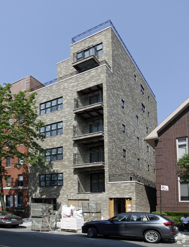 Primary Photo - 5506 15th Ave