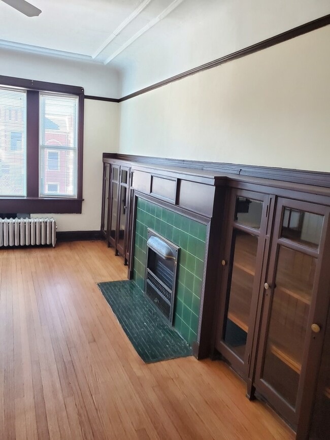 Foto del edificio - 4751 S Forrestville Ave