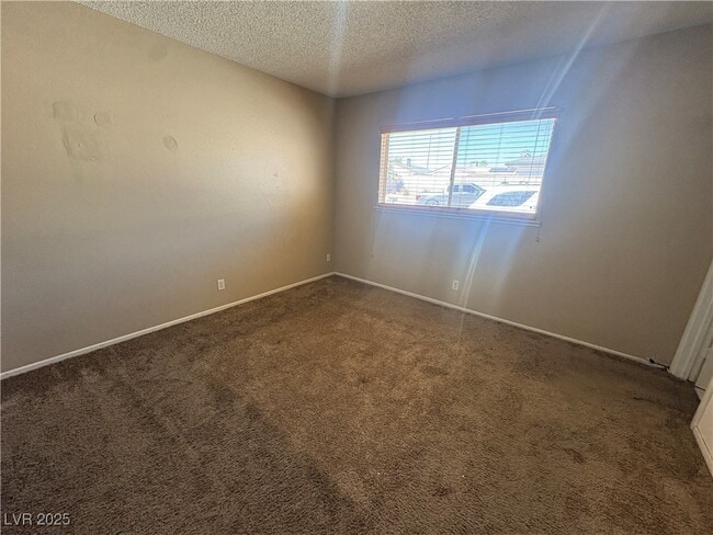 Building Photo - 8008 Cureton Cir