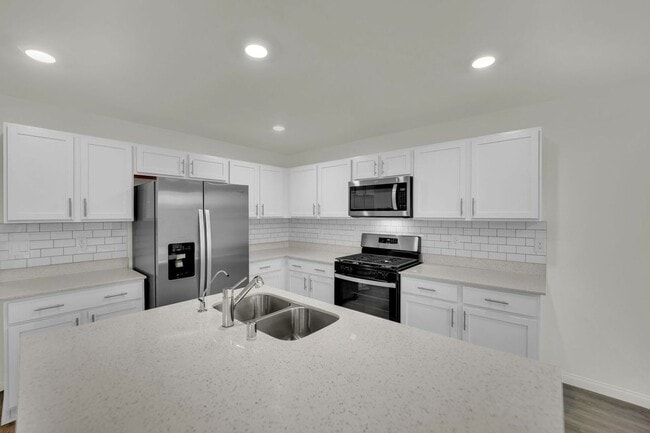 Foto del edificio - Brand-New Energy-Efficient Smart Home w/ Loft & EV Charger