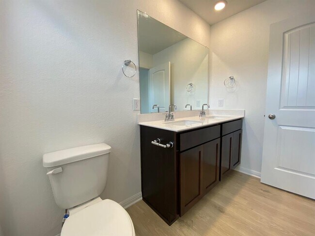 Foto del edificio - 205 Saide St