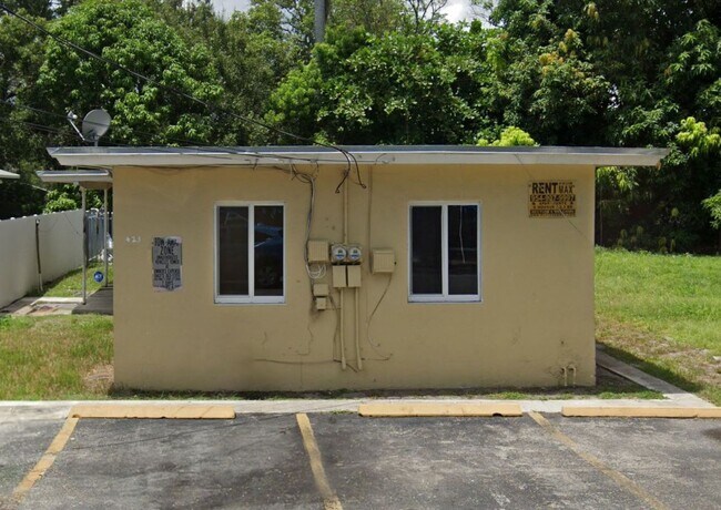 Foto del edificio - 423 NW 13th Ave
