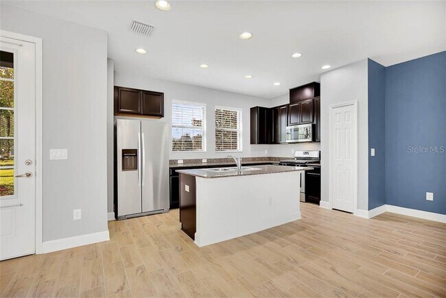 Building Photo - 5808 Circa Fishhawk Blvd