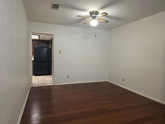 Foto del edificio - 10909 Hillside Oak Ln
