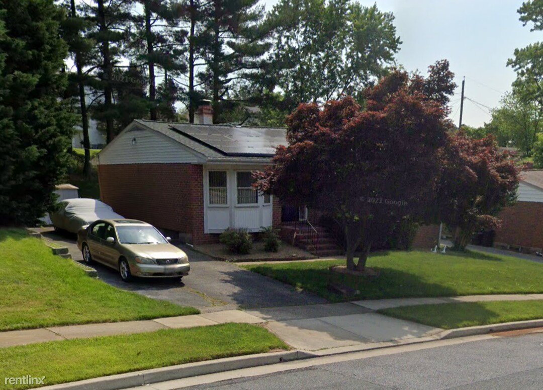Foto del edificio - 6 br, 3 bath House - 1109 Scotts Hill Driv...
