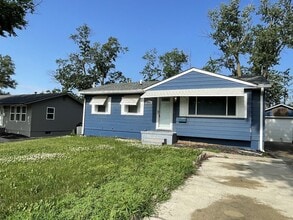 Building Photo - 3618 S 120th St