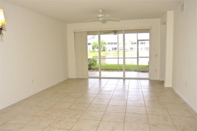 Foto del edificio - 10132 Colonial Country Club Blvd