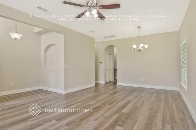 Building Photo - 7945 Riffle Ln