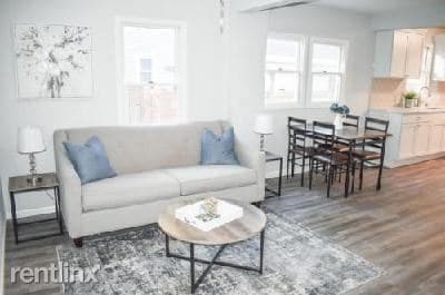 Building Photo - 3 br, 1 bath House - 2652 Webster Ave S