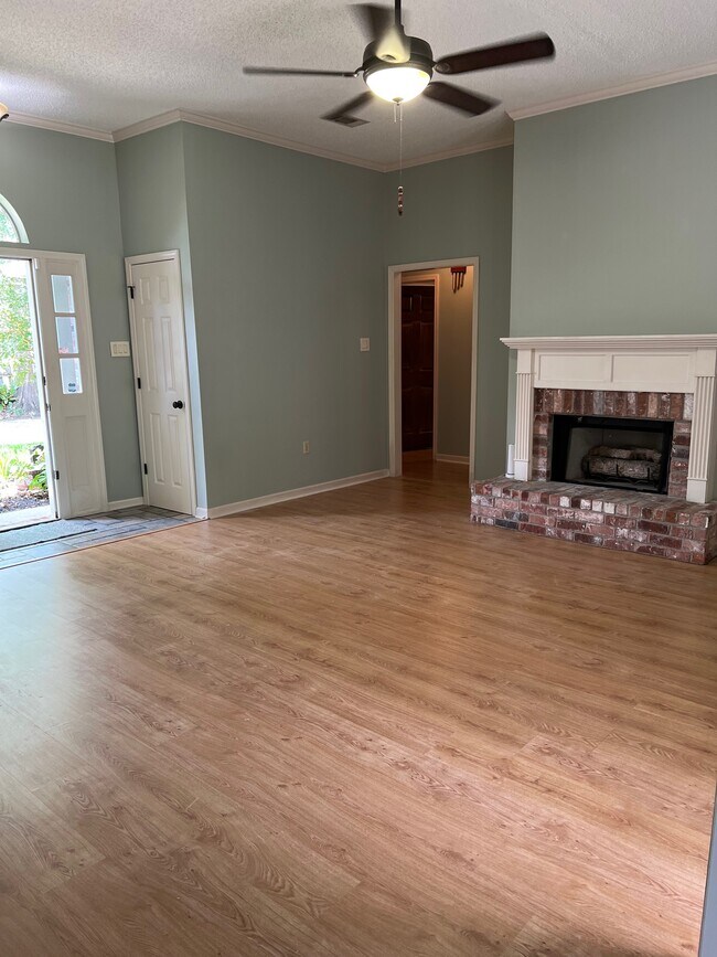 Foto del edificio - 4138 Stumberg Ln