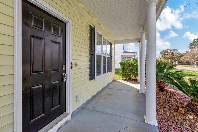 Foto del edificio - Beautiful home in Wescott Plantation