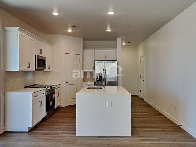 Building Photo - 25783 N 184th Dr