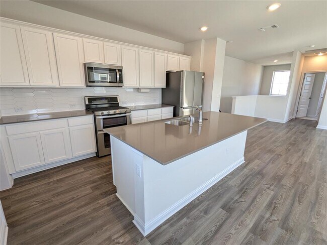 Foto del edificio - 8304 Mandela Bend