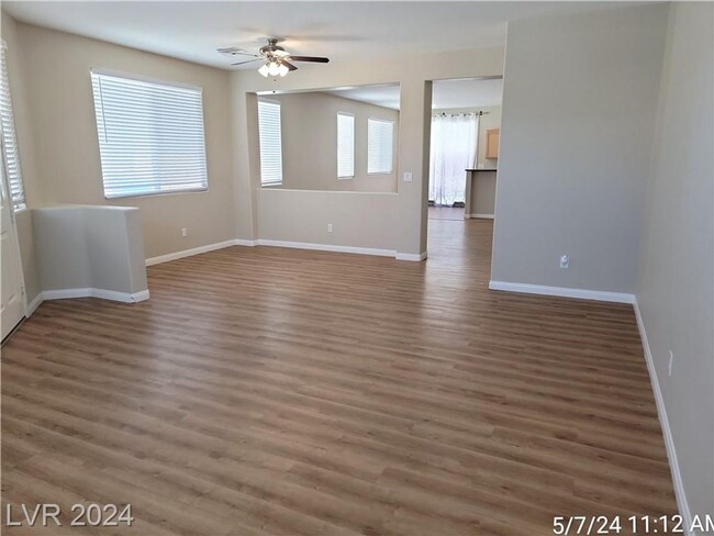 Building Photo - WESTSIDE SINGLE STORY IN MANACO COMMUNITY!