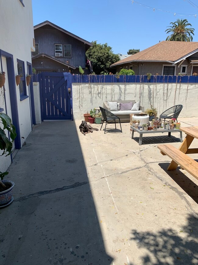 Yard Area - 1541 Elm Ave