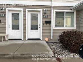 Building Photo - 1210 Empress St