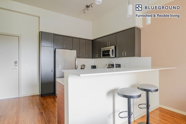 Foto del edificio - 8300 160th Ave NE