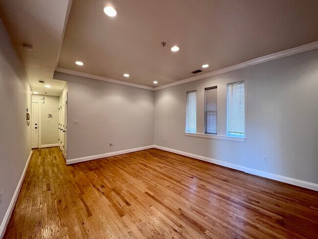 Foto del edificio - 1372 Randolph St NW