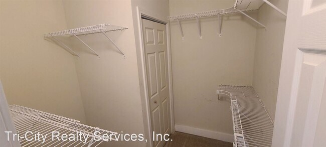 Building Photo - 4 br, 2 bath House - 155 Drennan Drive