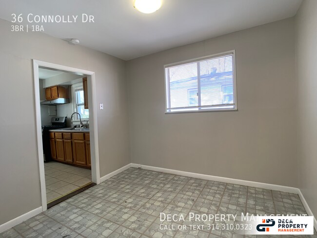 Building Photo - 3 Bedroom House