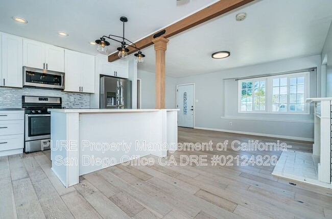 Building Photo - 6271 Plateau Dr