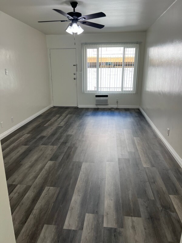 Foto del edificio - 214 W Maple St