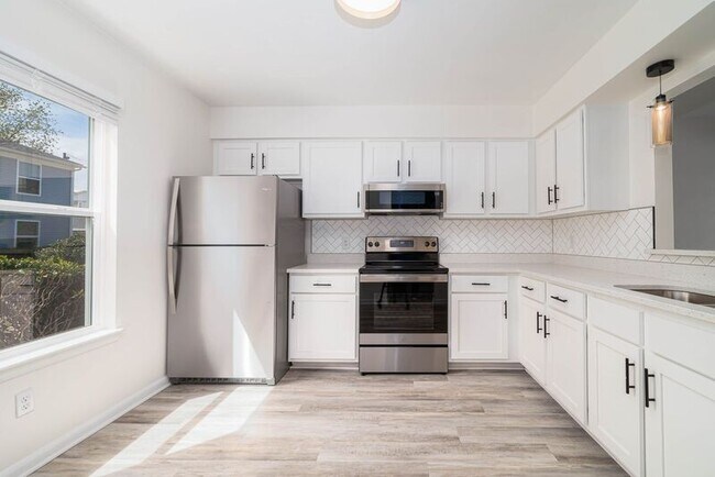 Foto del edificio - 7906 Turner Rd