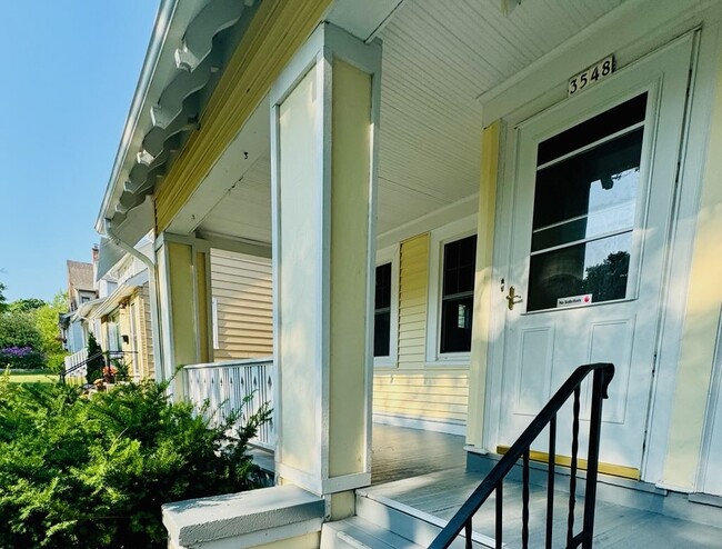 Foto del edificio - 3548 N Murray Ave