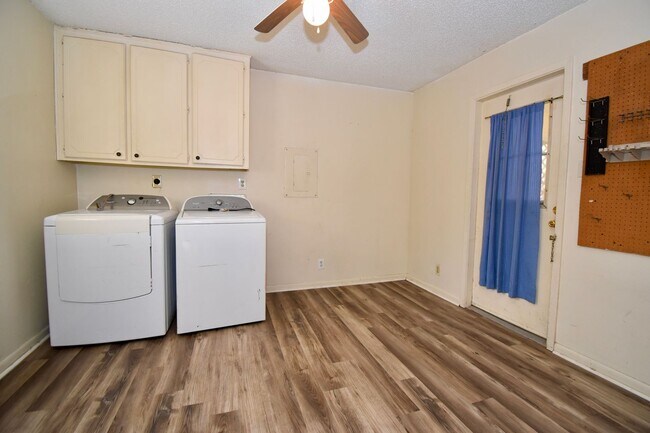 Foto del edificio - Centrally Located 3 Bed 1.5 Bath Home in Ruston