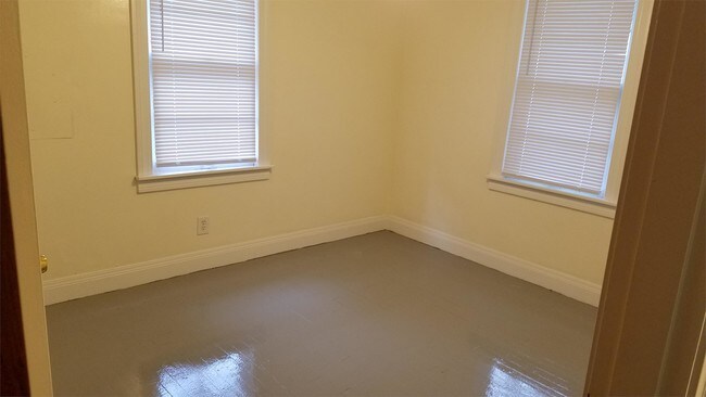 Foto del edificio - 2311 Dexter Ave