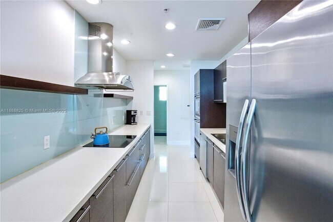 Foto del edificio - 7928 East Dr