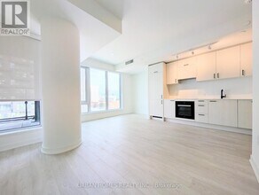 Building Photo - 1 Quarrington Lane