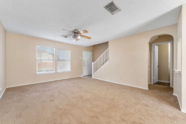 Foto del edificio - 7038 Cole Creek Dr