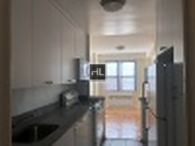 Building Photo - 67th Avenue