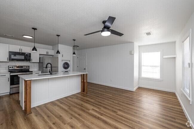 Foto del edificio - 610 SE Moberly Ln