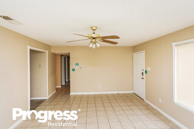 Building Photo - 1513 Hawk Ct
