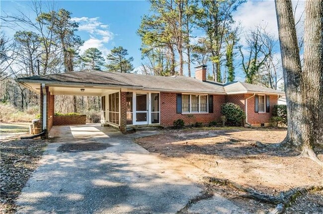 Building Photo - 1825 Dodson Dr SW