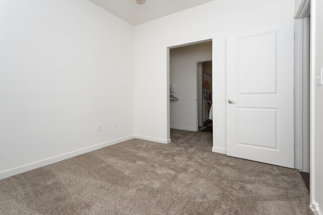 2BR,2BA-Baker - Sterlingshire