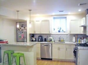 Building Photo - 78 Turner St