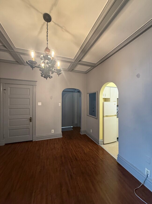 Foto del edificio - 2258 S Compton Ave