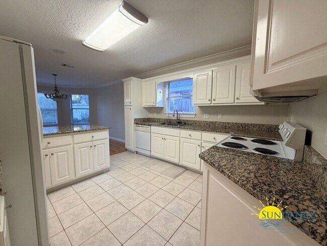 Foto del edificio - Charming 3-Bedroom Home in Fort Walton Beach!