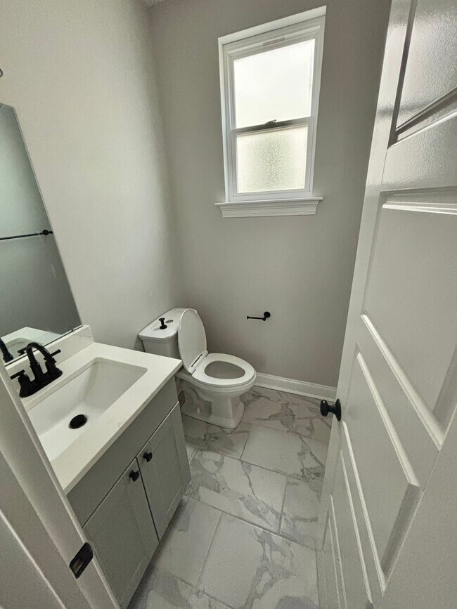 Baño de invitados - 1941 Casa Calvo St