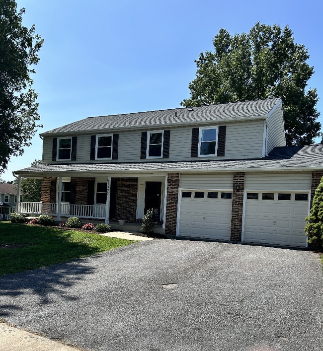 Building Photo - 1200 Cabinwood Pl