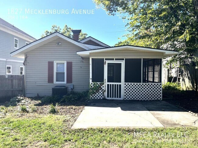 Foto del edificio - 1827 Mecklenburg Ave