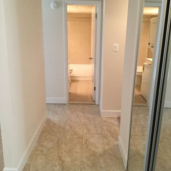 Interior Photo - Randolph Square Apartments