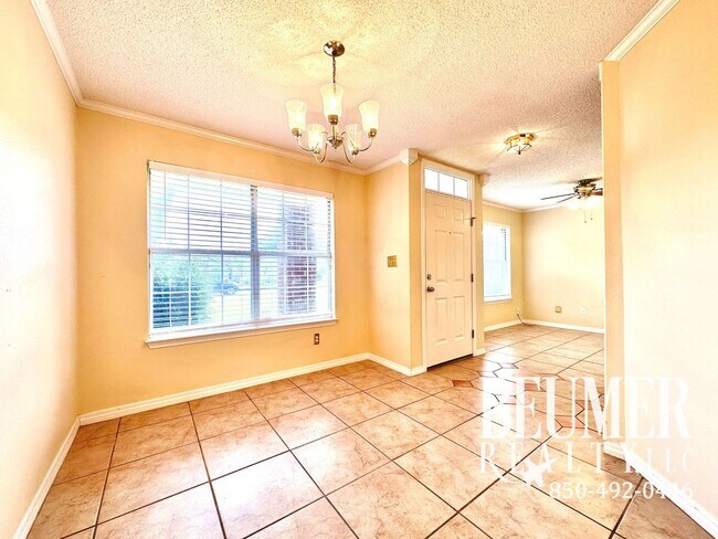 Foto del edificio - Beautiful 3Bed/2Bath Home Close to Correy ...