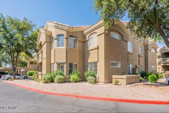 Foto del edificio - 5335 E Shea Blvd