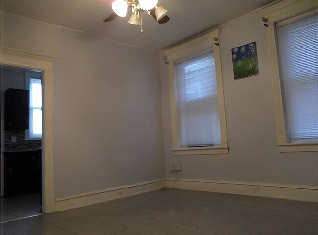 Foto del edificio - 6030 Catharine St