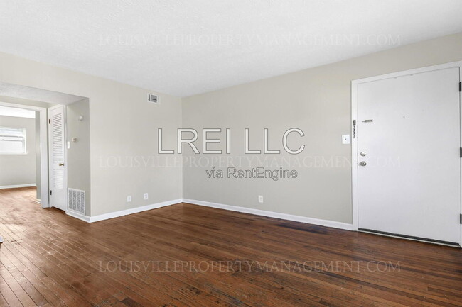 Foto del edificio - 3208 Orchard Manor Cir